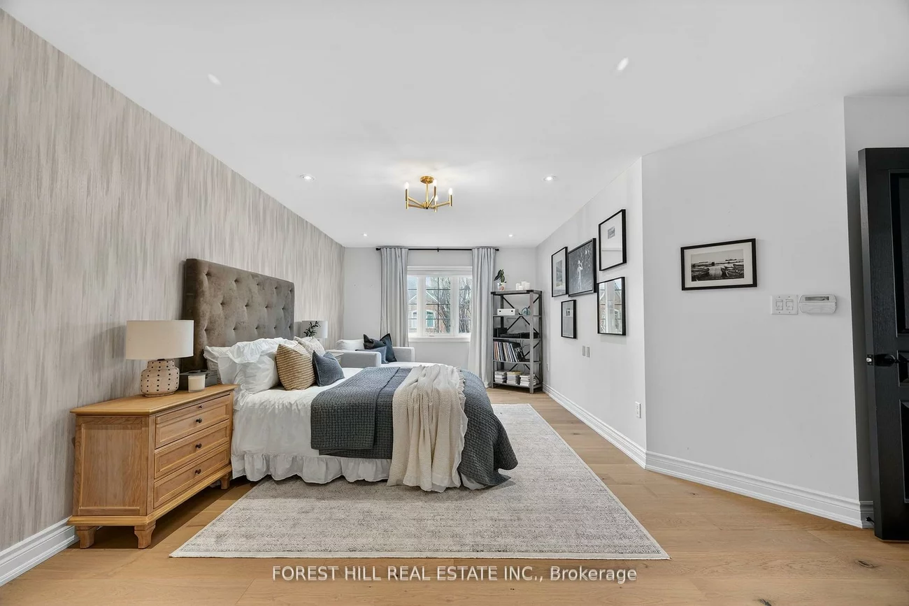 1, Heritage Estates, Patterson, Vaughan