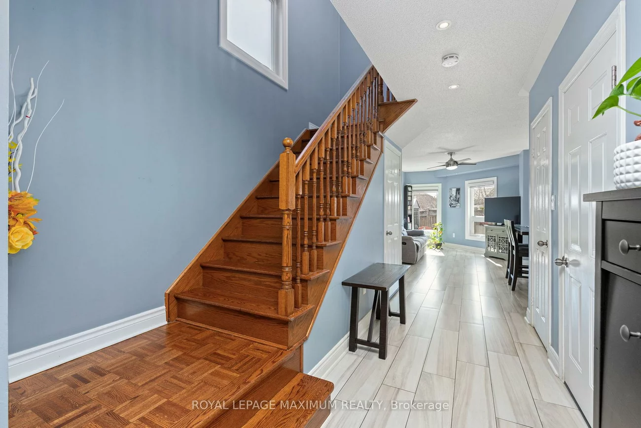 52, Pottery, East Woodbridge, Vaughan