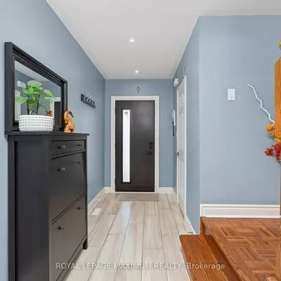 52, Pottery, East Woodbridge, Vaughan