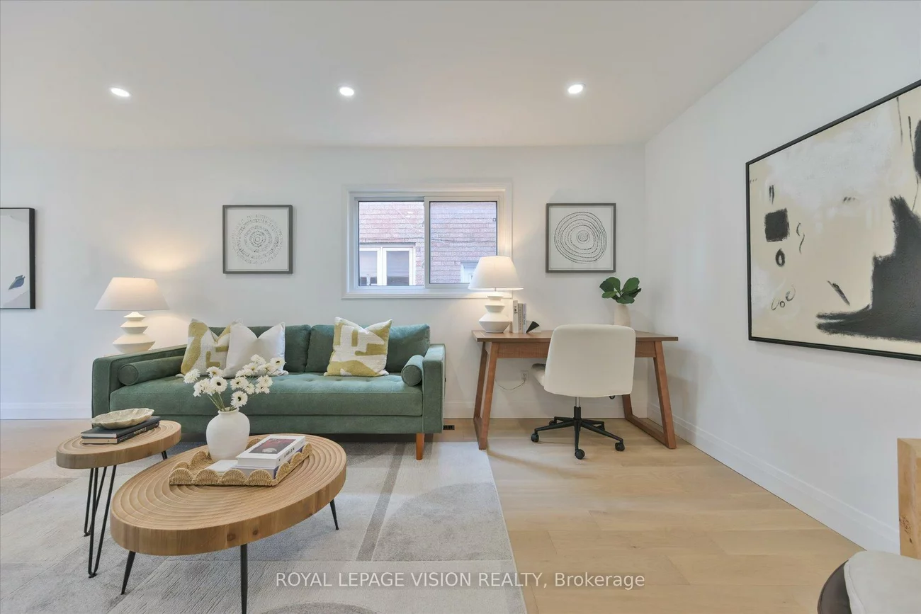 126, Richbell, Brownridge, Vaughan