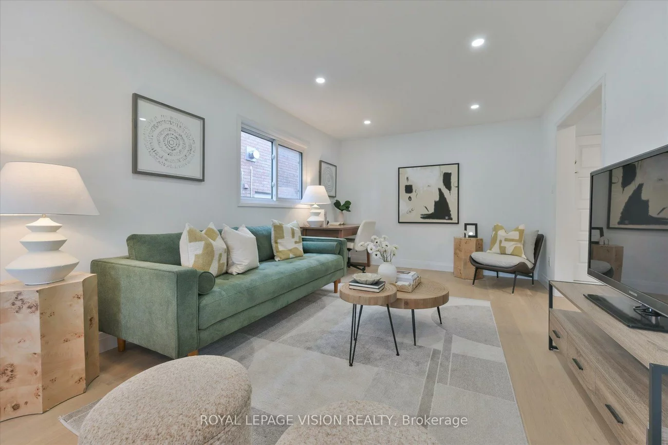 126, Richbell, Brownridge, Vaughan