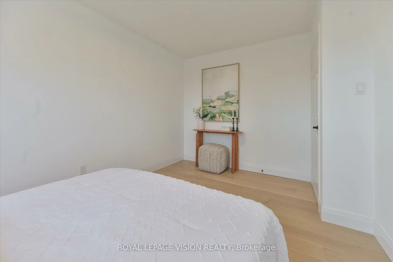 126, Richbell, Brownridge, Vaughan