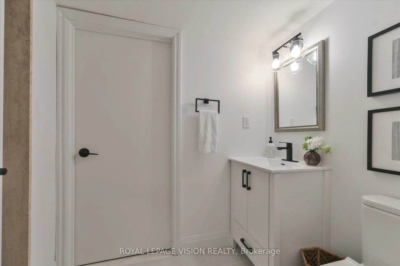 126, Richbell, Brownridge, Vaughan