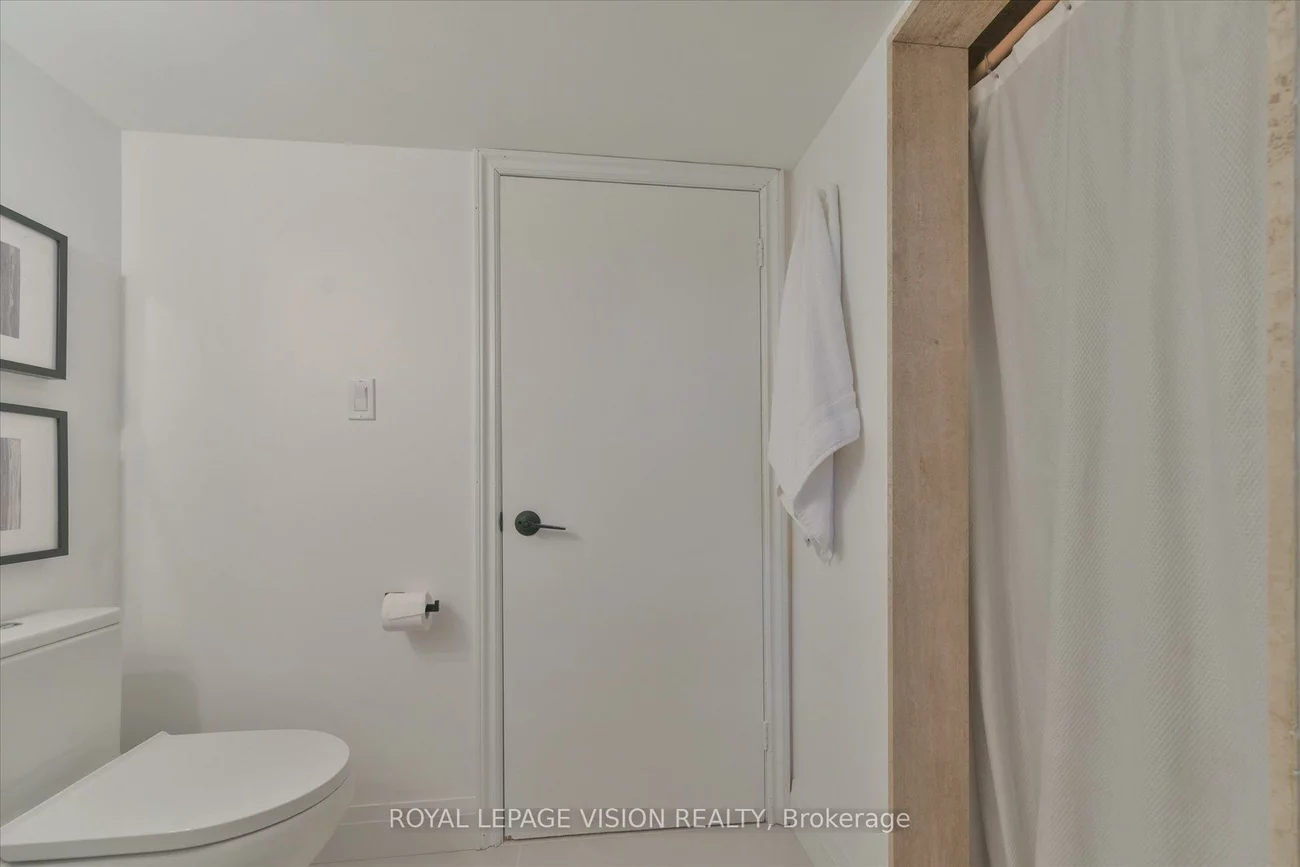 126, Richbell, Brownridge, Vaughan