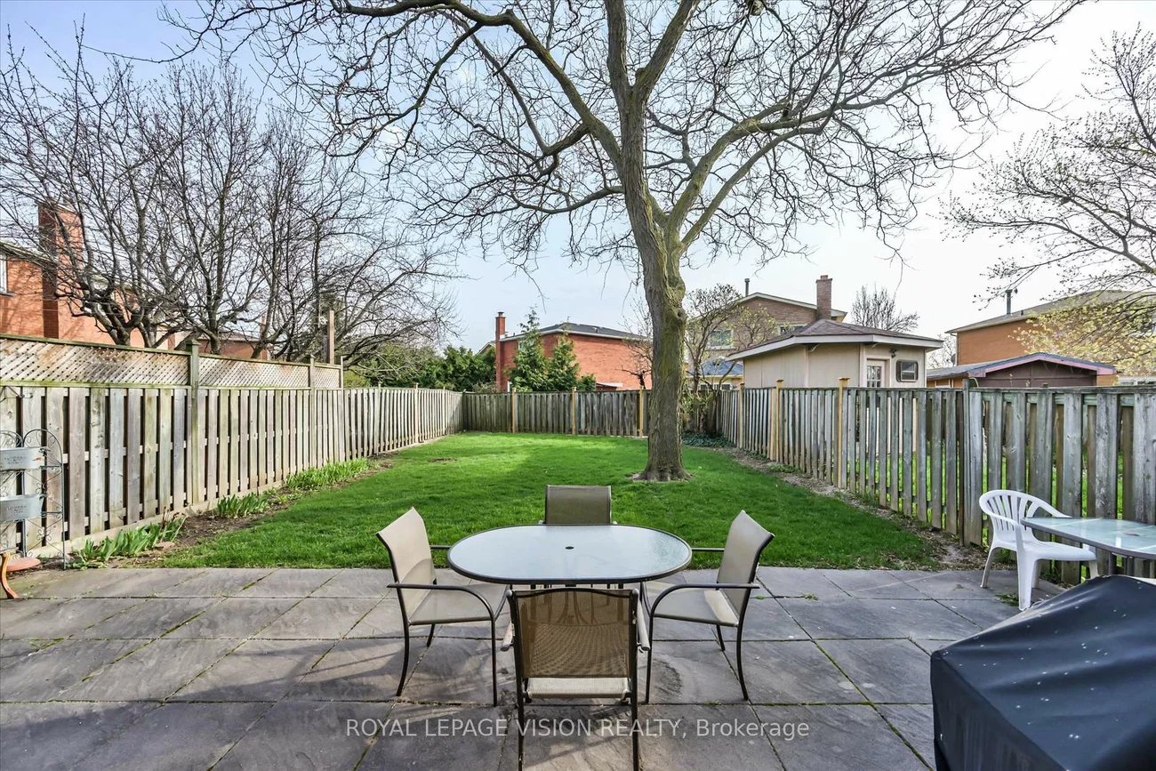 126, Richbell, Brownridge, Vaughan