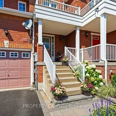 45, Lindenshire, Maple, Vaughan