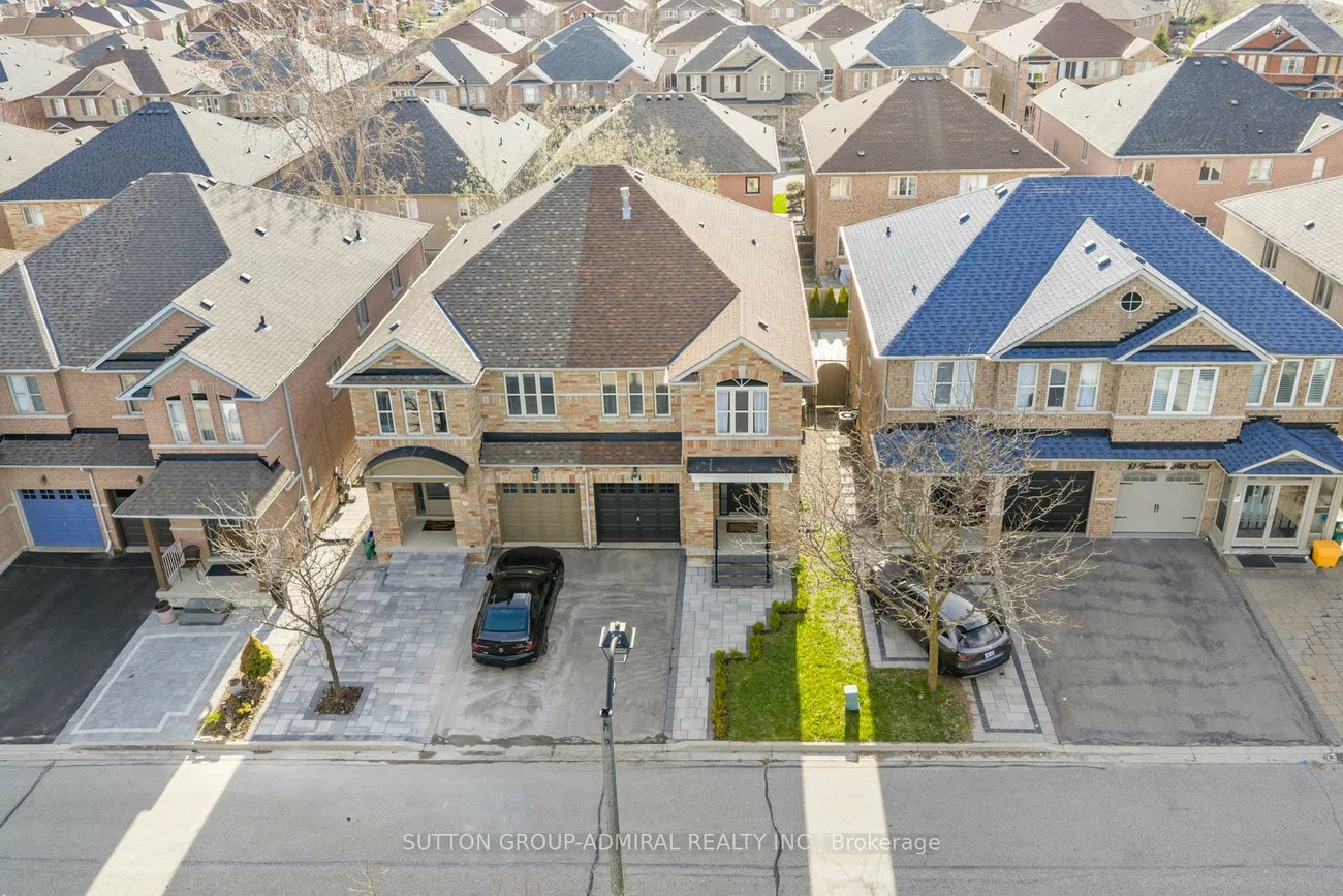 85, Treasure Hill, Maple, Vaughan