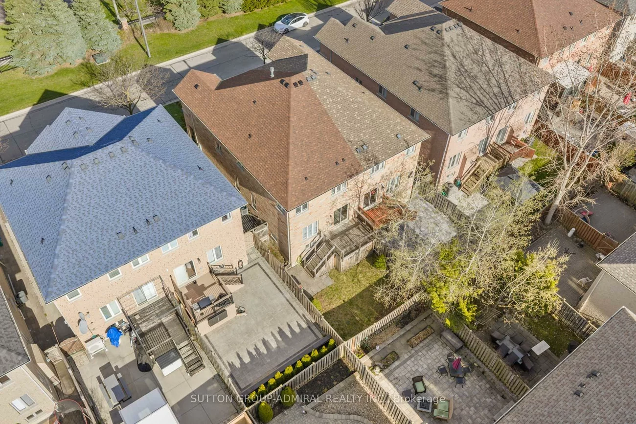 85, Treasure Hill, Maple, Vaughan