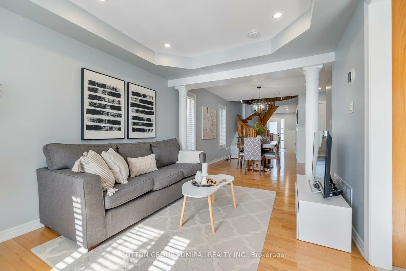 85, Treasure Hill, Maple, Vaughan