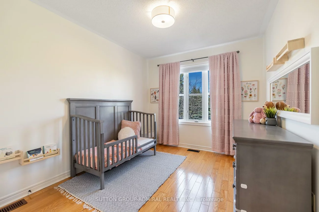 85, Treasure Hill, Maple, Vaughan