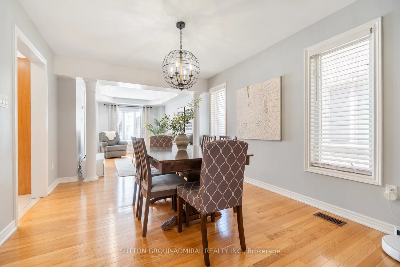 85, Treasure Hill, Maple, Vaughan