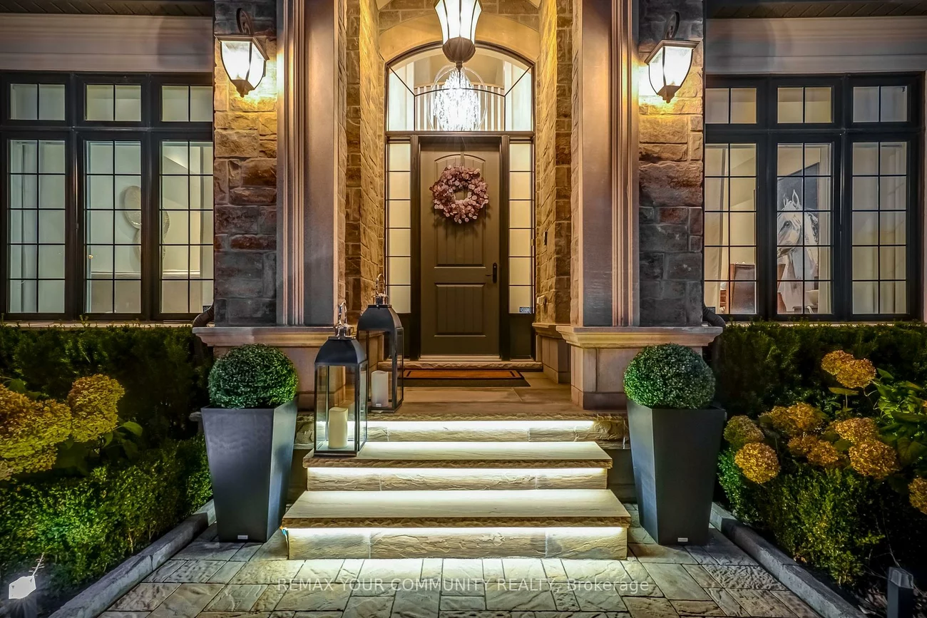 12, Mary Natasha, Kleinburg, Vaughan