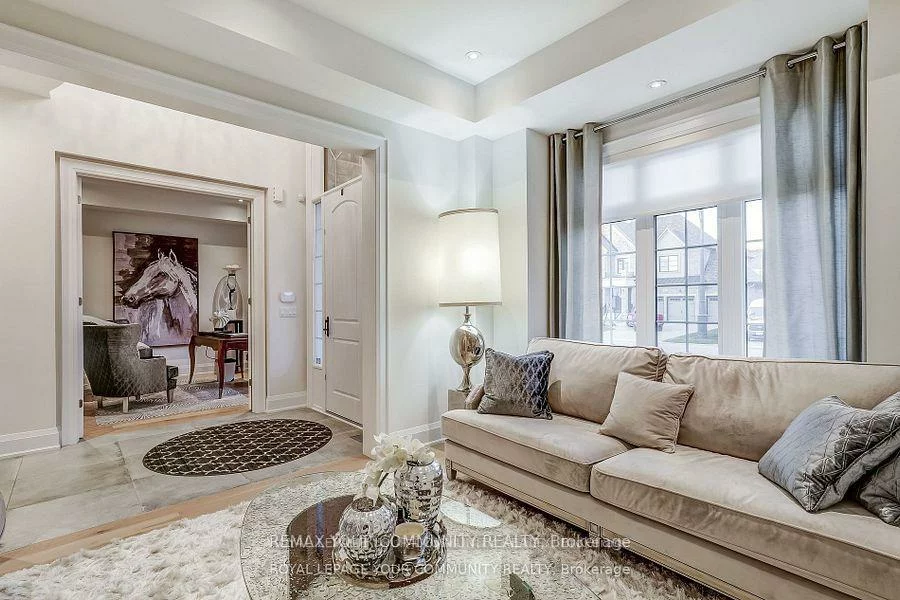 12, Mary Natasha, Kleinburg, Vaughan