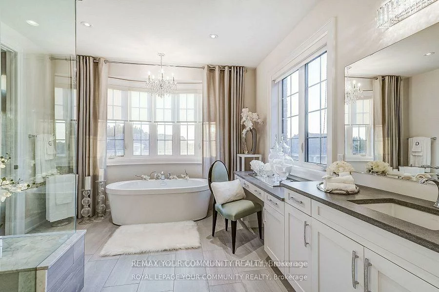 12, Mary Natasha, Kleinburg, Vaughan