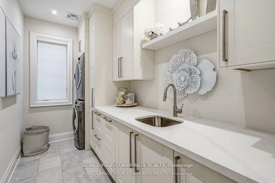 12, Mary Natasha, Kleinburg, Vaughan