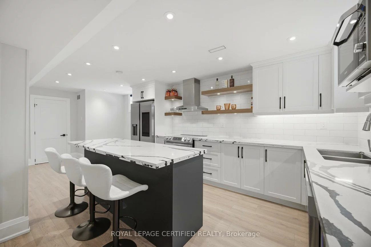 306, Avro, Maple, Vaughan