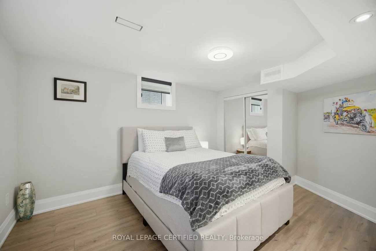 306, Avro, Maple, Vaughan