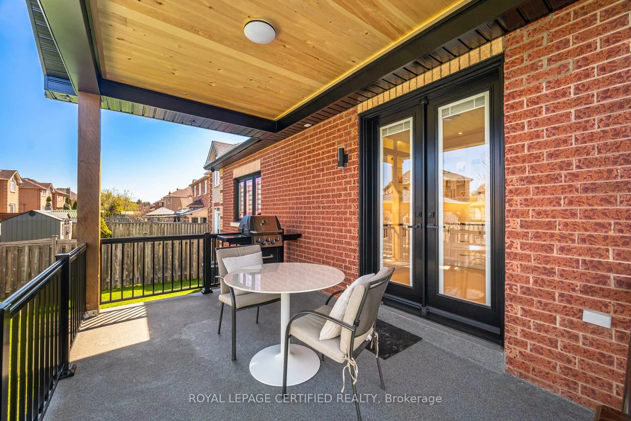 306, Avro, Maple, Vaughan