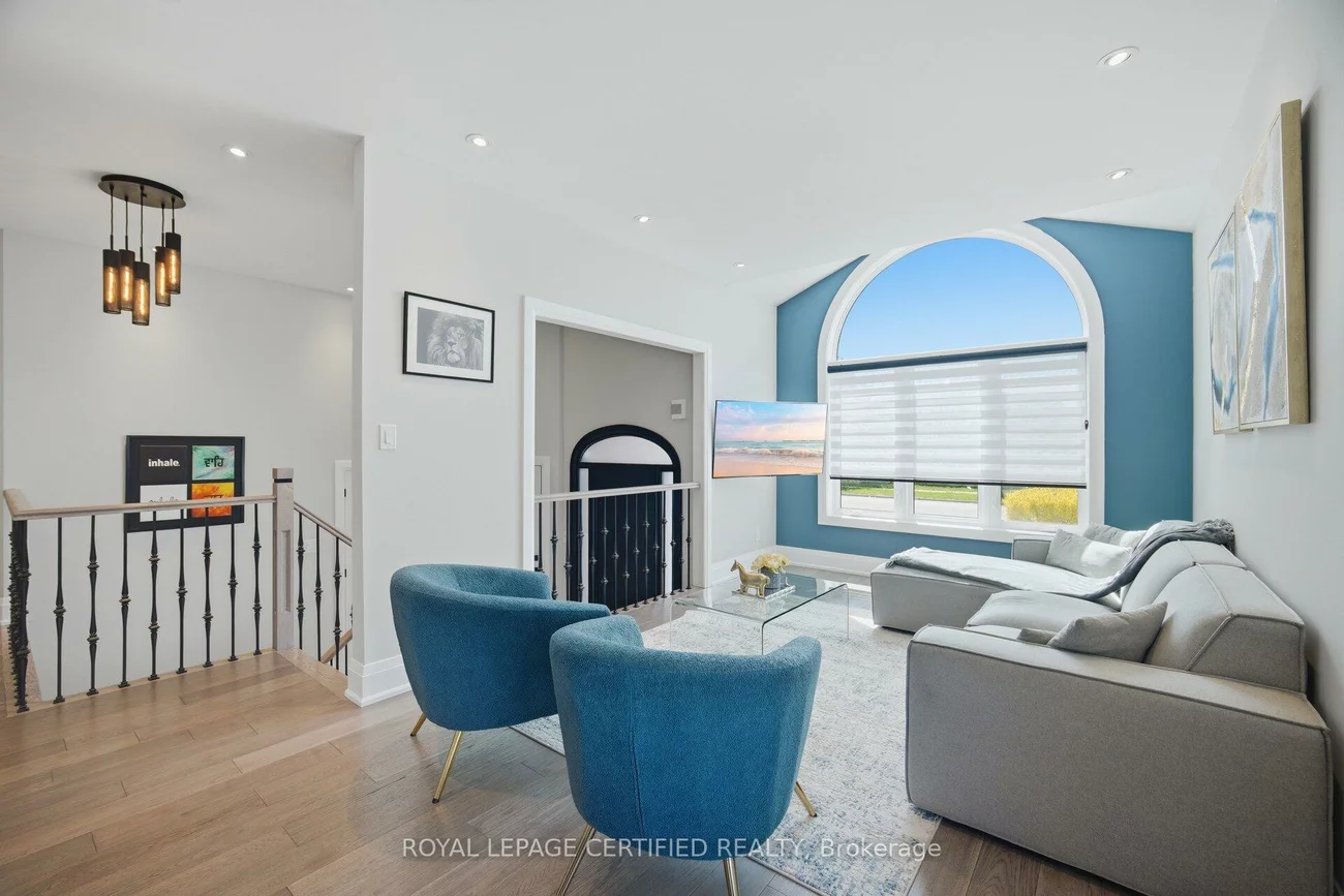 306, Avro, Maple, Vaughan