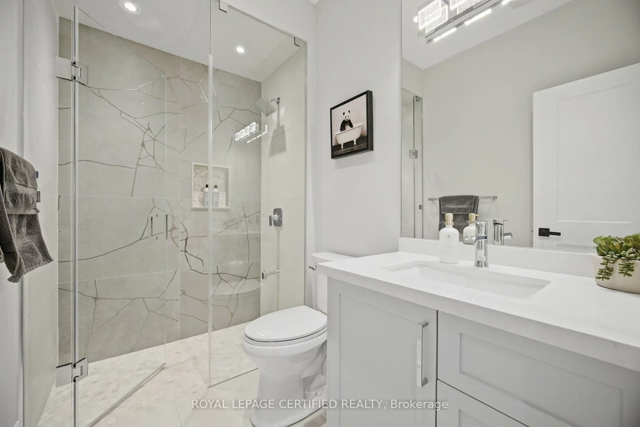 306, Avro, Maple, Vaughan