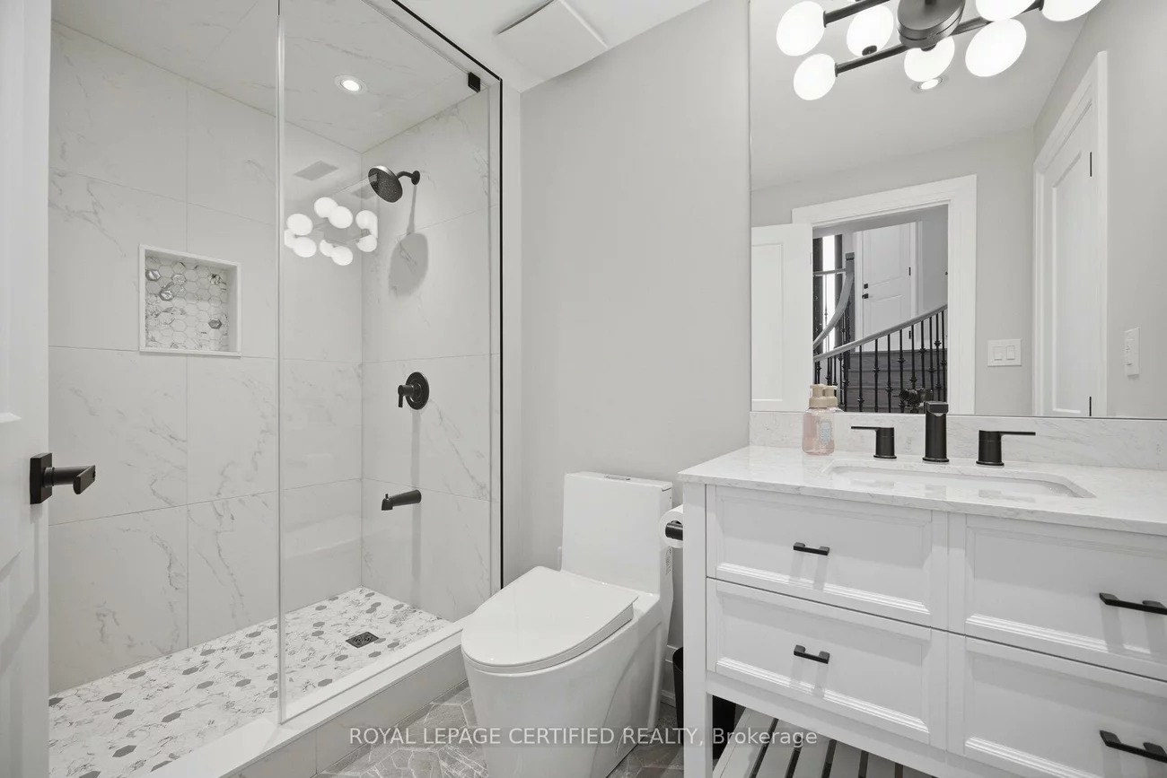 306, Avro, Maple, Vaughan