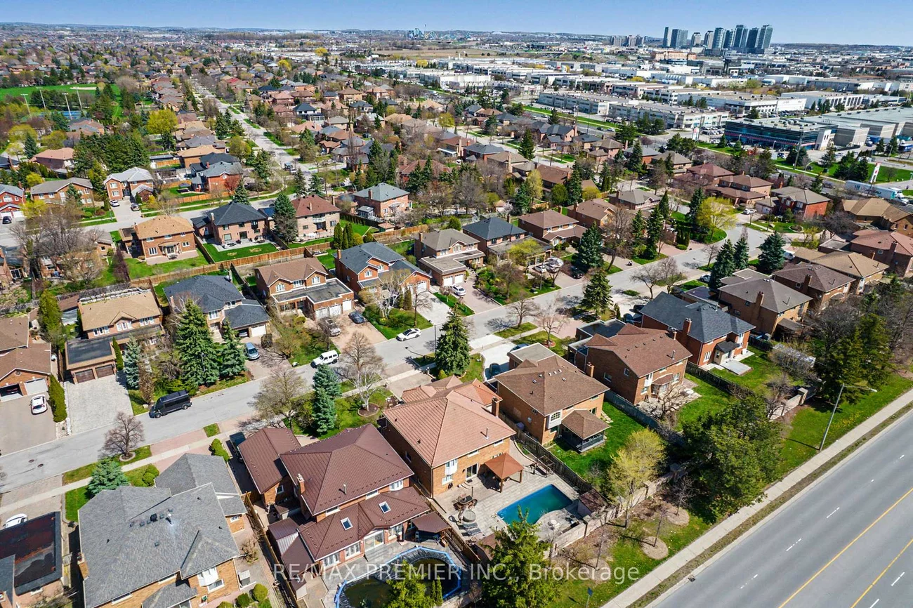 112, Bourbon, East Woodbridge, Vaughan