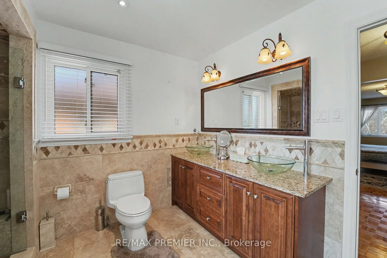 112, Bourbon, East Woodbridge, Vaughan