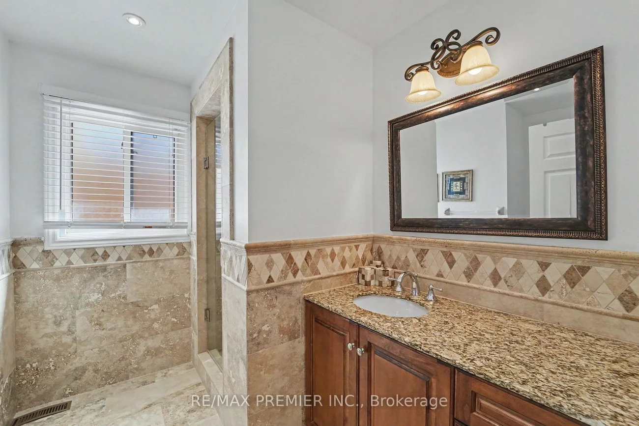 112, Bourbon, East Woodbridge, Vaughan