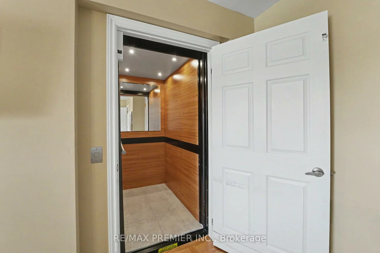 112, Bourbon, East Woodbridge, Vaughan