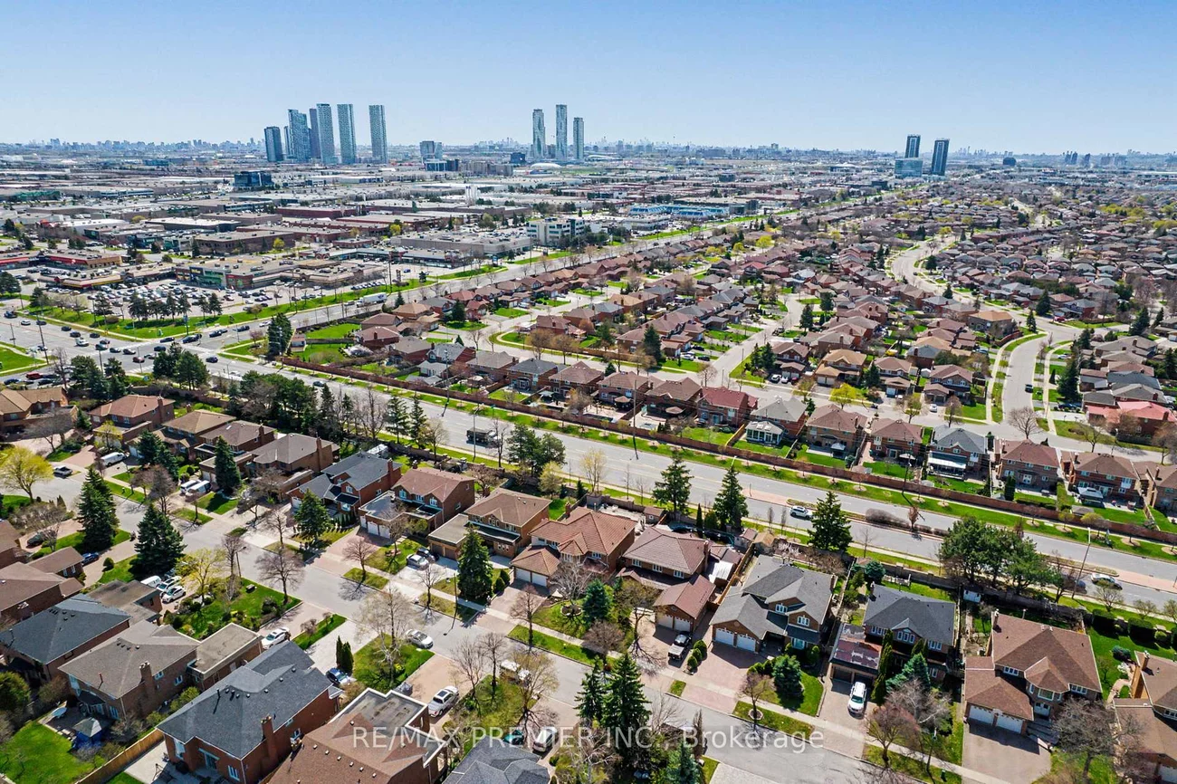 112, Bourbon, East Woodbridge, Vaughan
