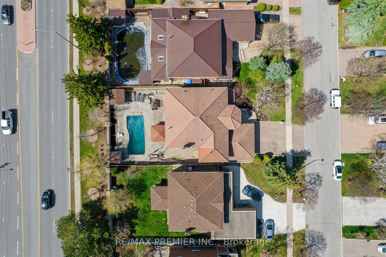 112, Bourbon, East Woodbridge, Vaughan