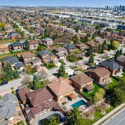 112, Bourbon, East Woodbridge, Vaughan