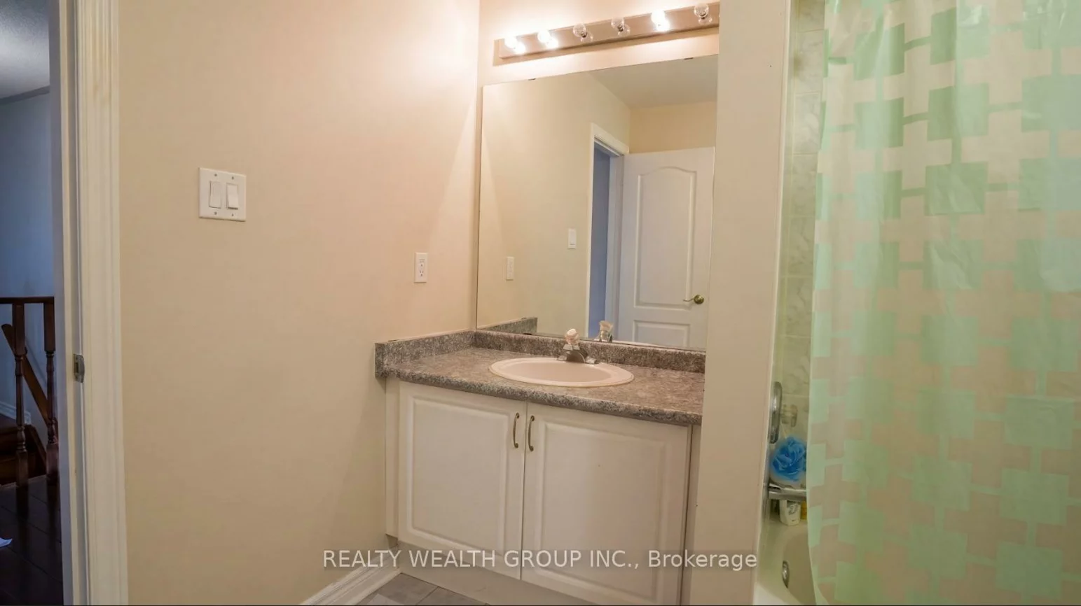 212, Vellore Woods, Vellore Village, Vaughan