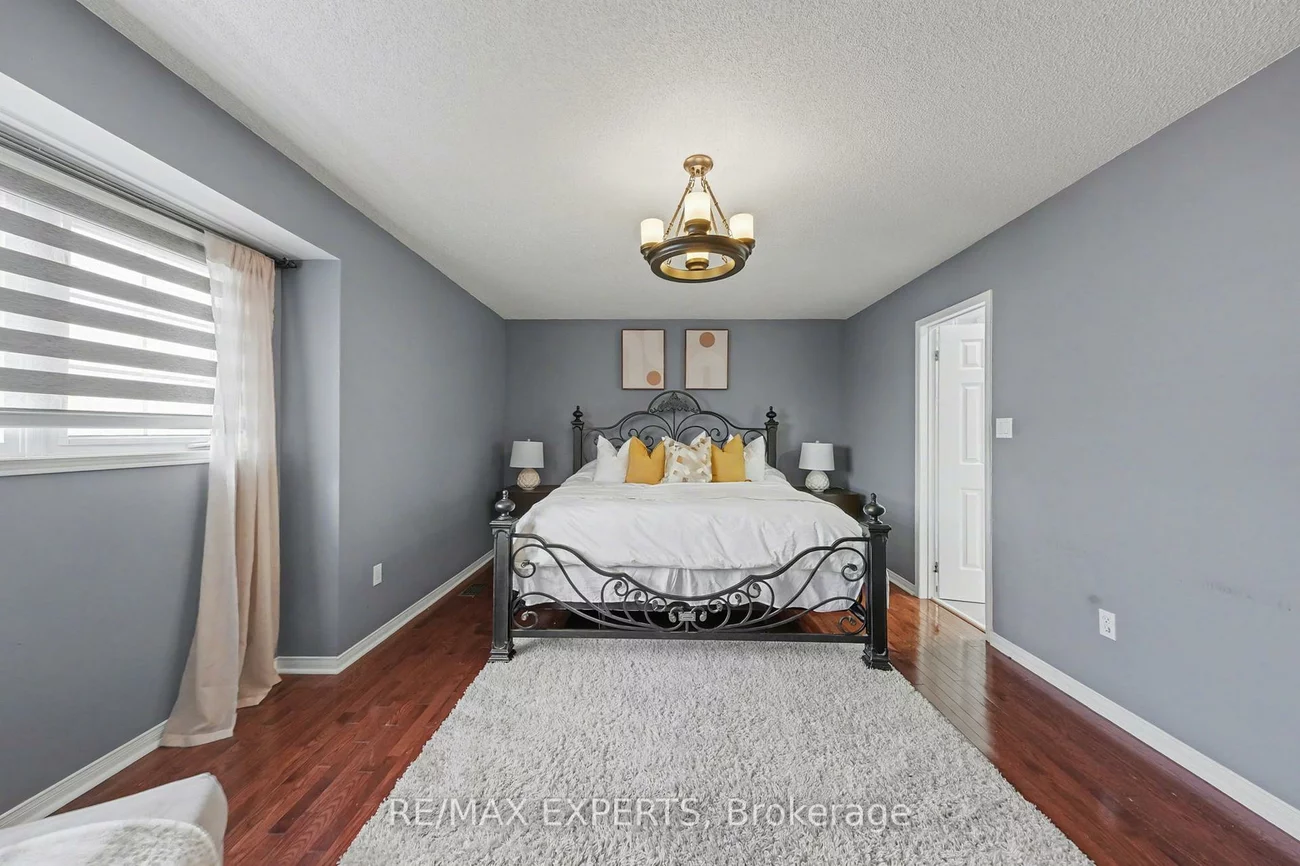 8, Ferdinand, Vellore Village, Vaughan