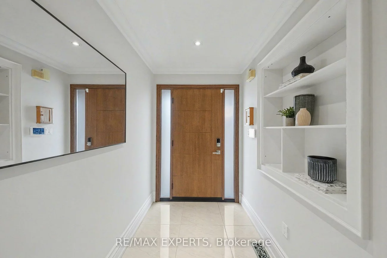 8, Ferdinand, Vellore Village, Vaughan