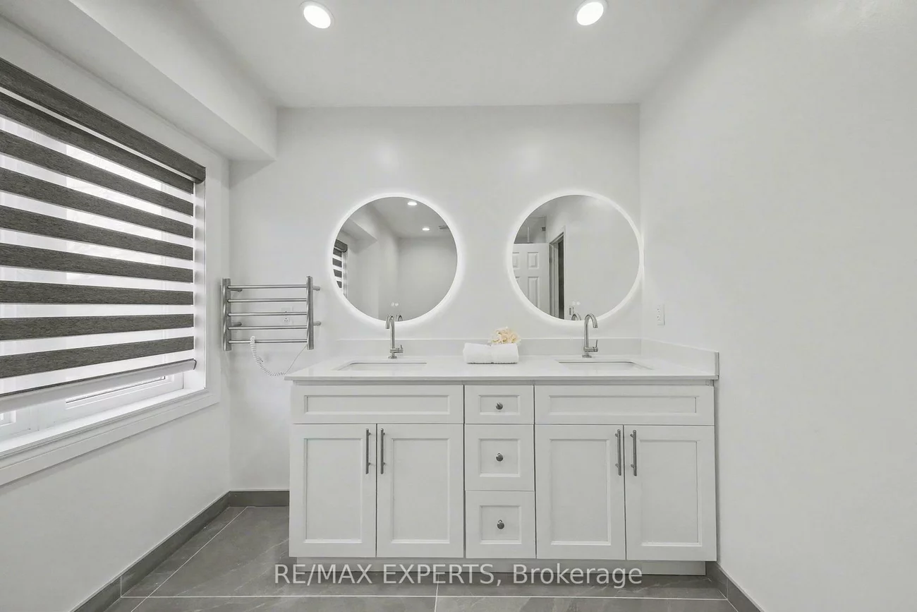 8, Ferdinand, Vellore Village, Vaughan