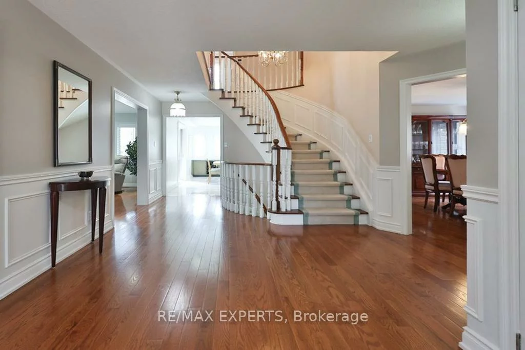 51, Bloomingdale, East Woodbridge, Vaughan