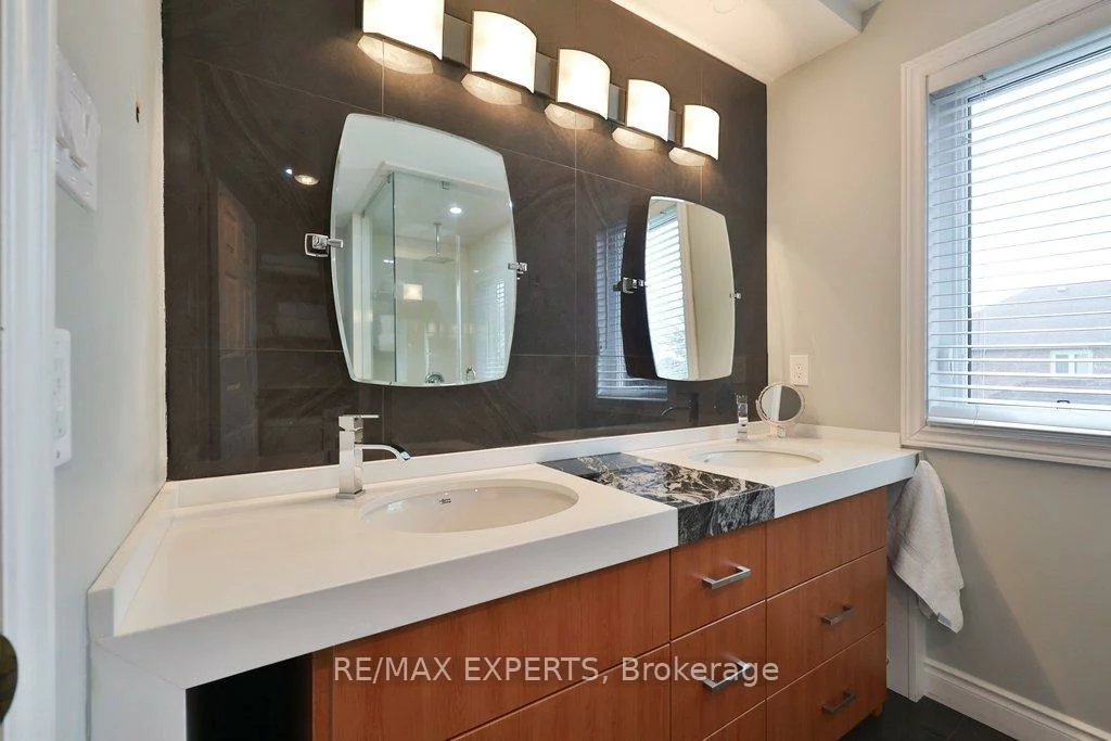 51, Bloomingdale, East Woodbridge, Vaughan