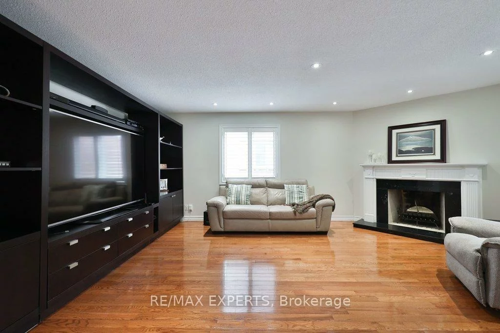 51, Bloomingdale, East Woodbridge, Vaughan