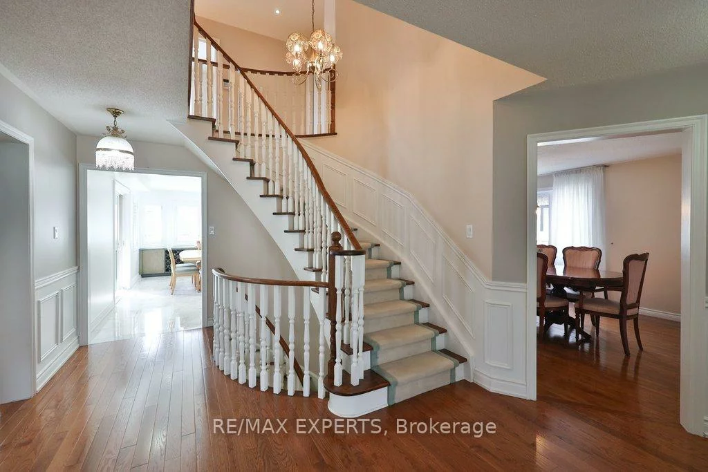 51, Bloomingdale, East Woodbridge, Vaughan