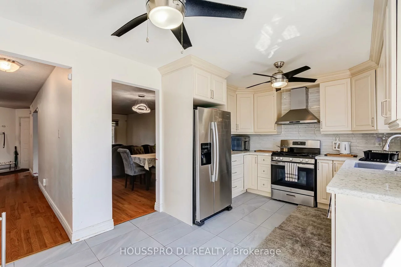 29, Westhampton, Brownridge, Vaughan