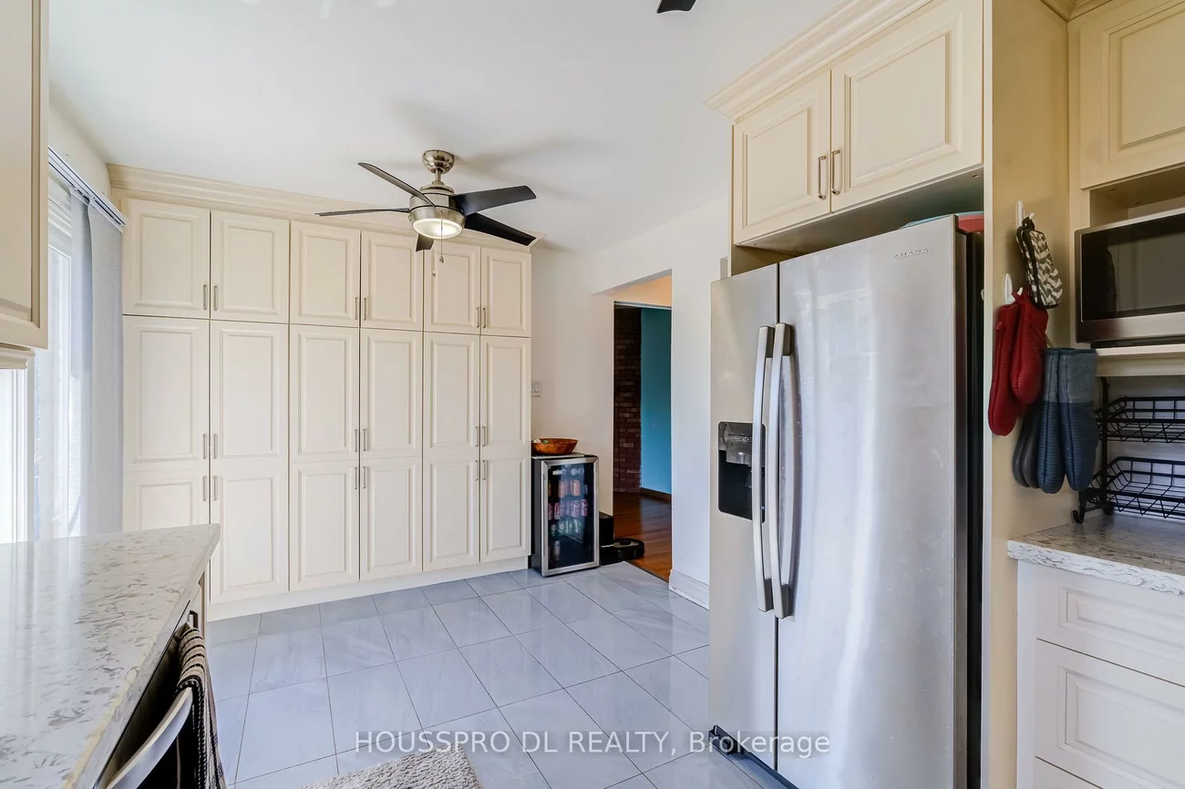 29, Westhampton, Brownridge, Vaughan