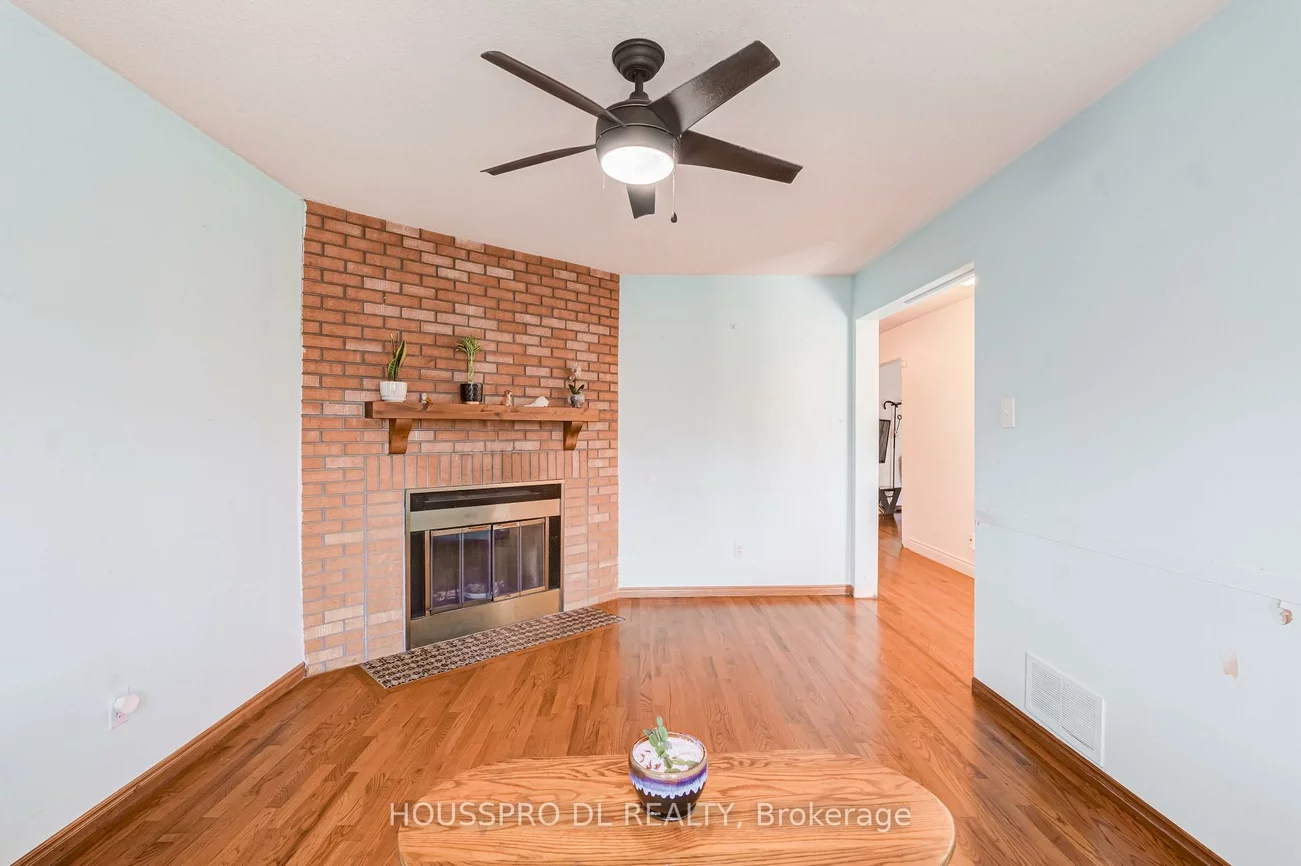 29, Westhampton, Brownridge, Vaughan