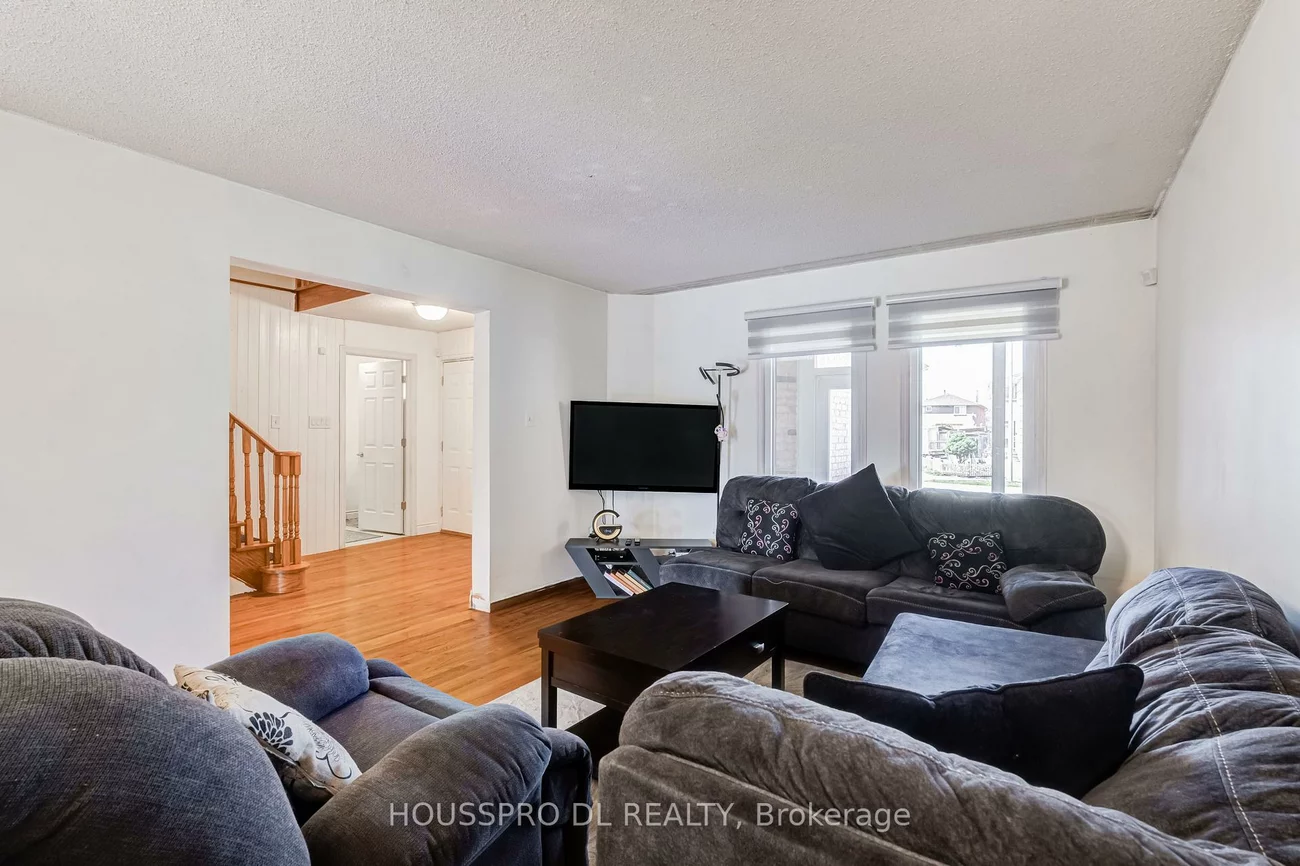 29, Westhampton, Brownridge, Vaughan