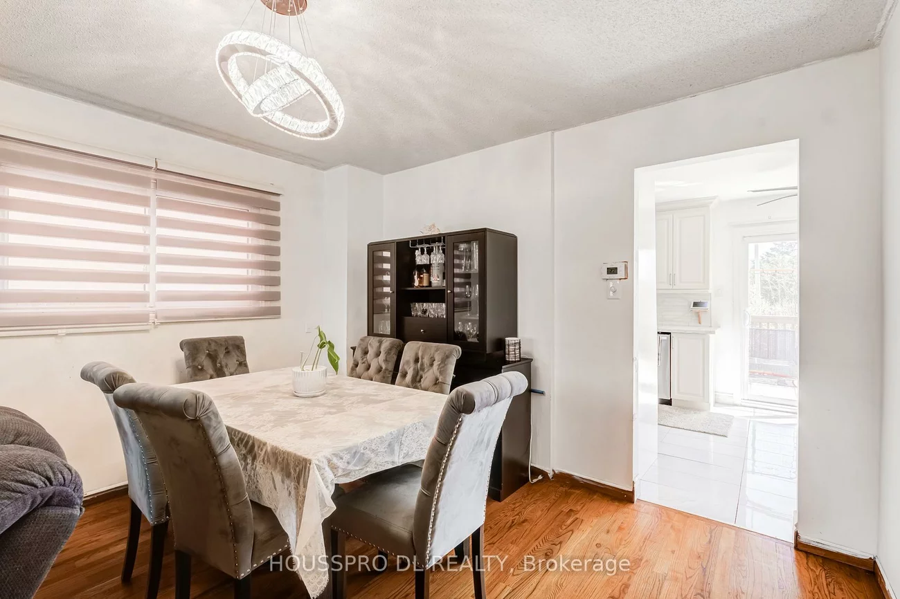 29, Westhampton, Brownridge, Vaughan