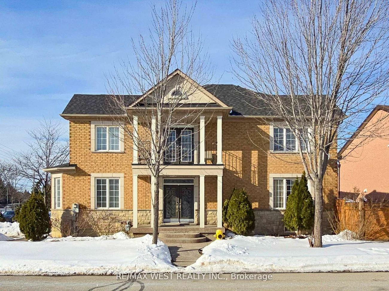 56, Planter, Vellore Village, Vaughan