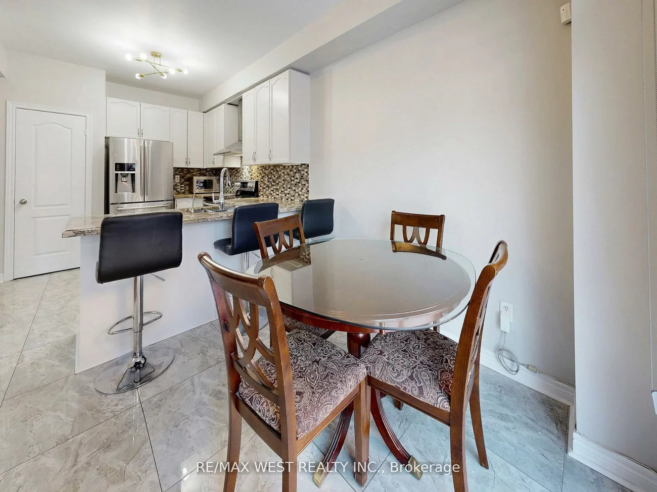 56, Planter, Vellore Village, Vaughan