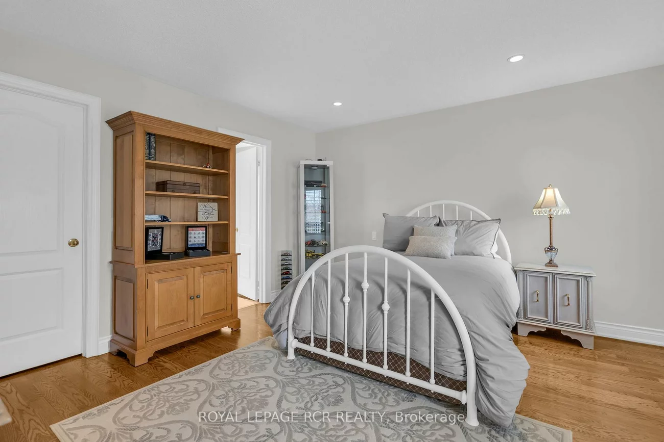 70, English Daisy, Kleinburg, Vaughan