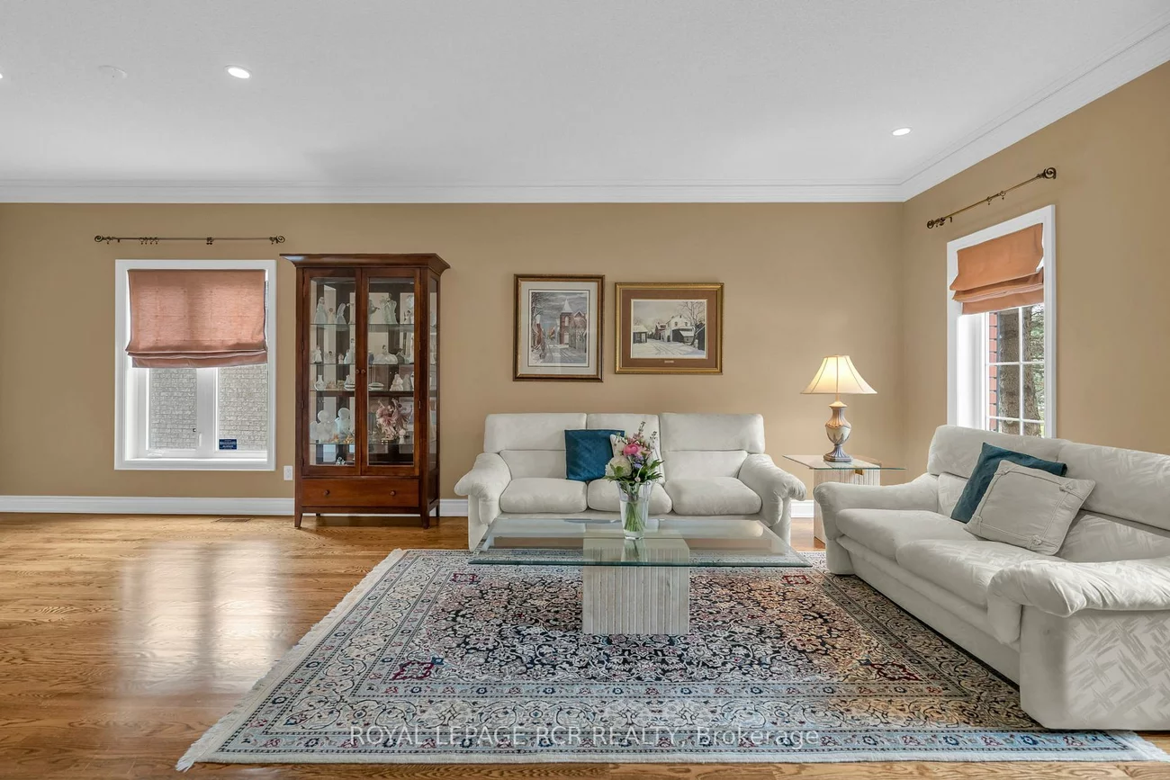 70, English Daisy, Kleinburg, Vaughan