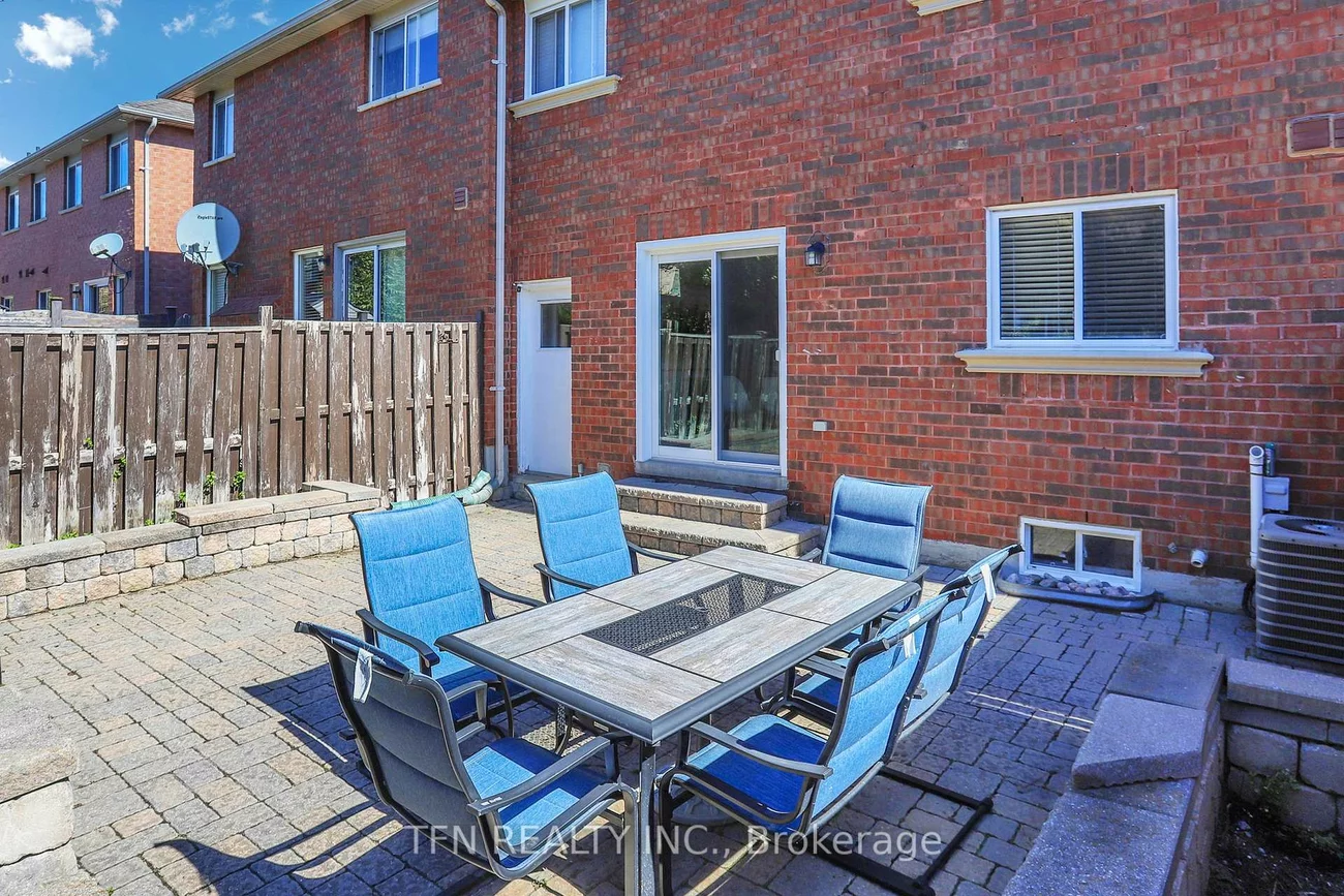 24, Lucerne, Vellore Village, Vaughan